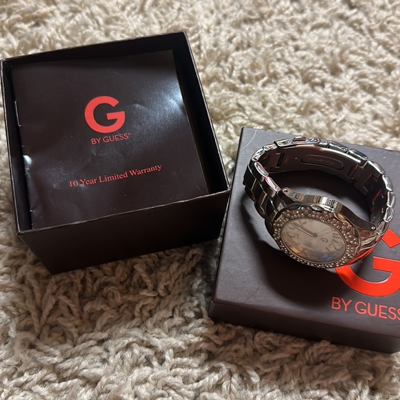 G by guess watch with heart bling around face. No stones missing. - Picture 4 of 5